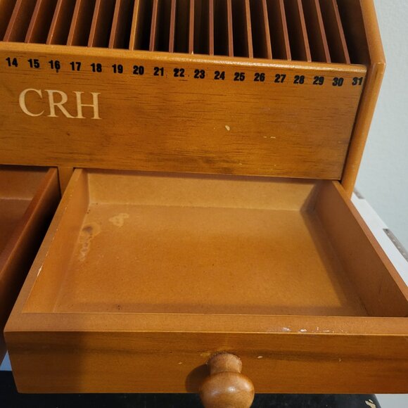 VTG LILLIAN VERNON Wood Desktop Mail CD ORGANIZER 31 SLOTS & DRAWERS 16 x 18" - Picture 11 of 11